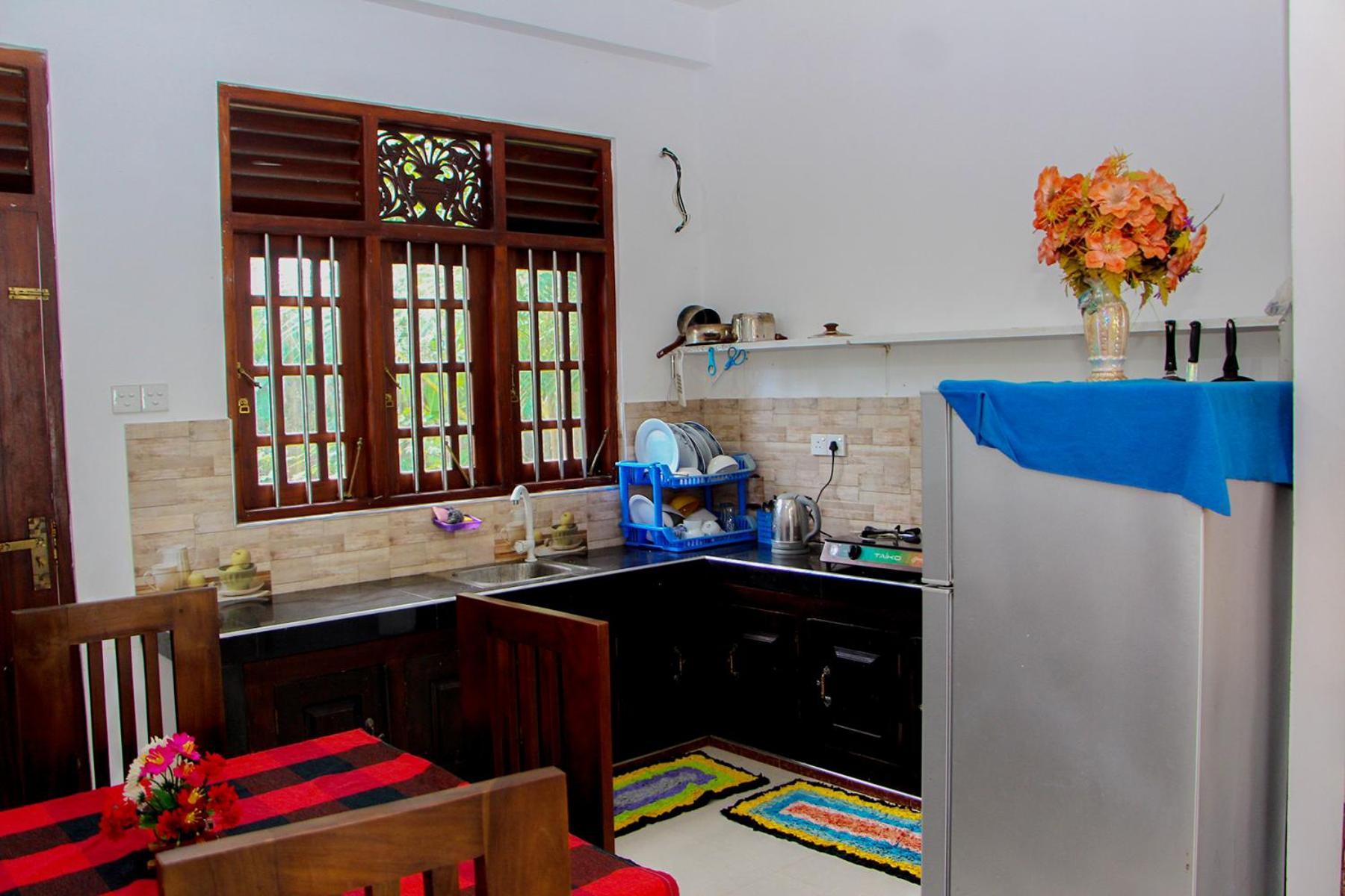 Sasmika Villa Surf And Yoga Hostel Weligama Εξωτερικό φωτογραφία