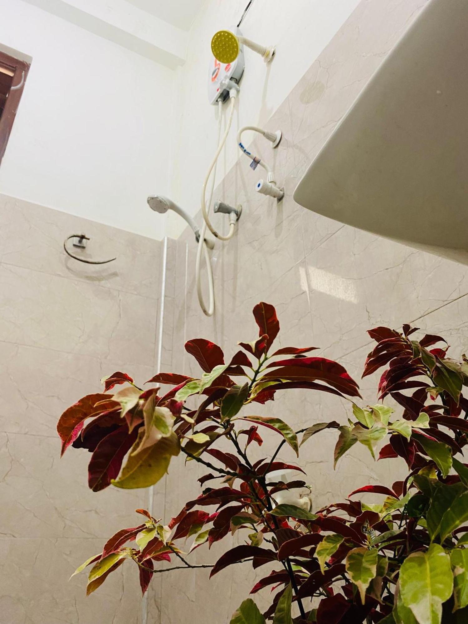 Sasmika Villa Surf And Yoga Hostel Weligama Εξωτερικό φωτογραφία