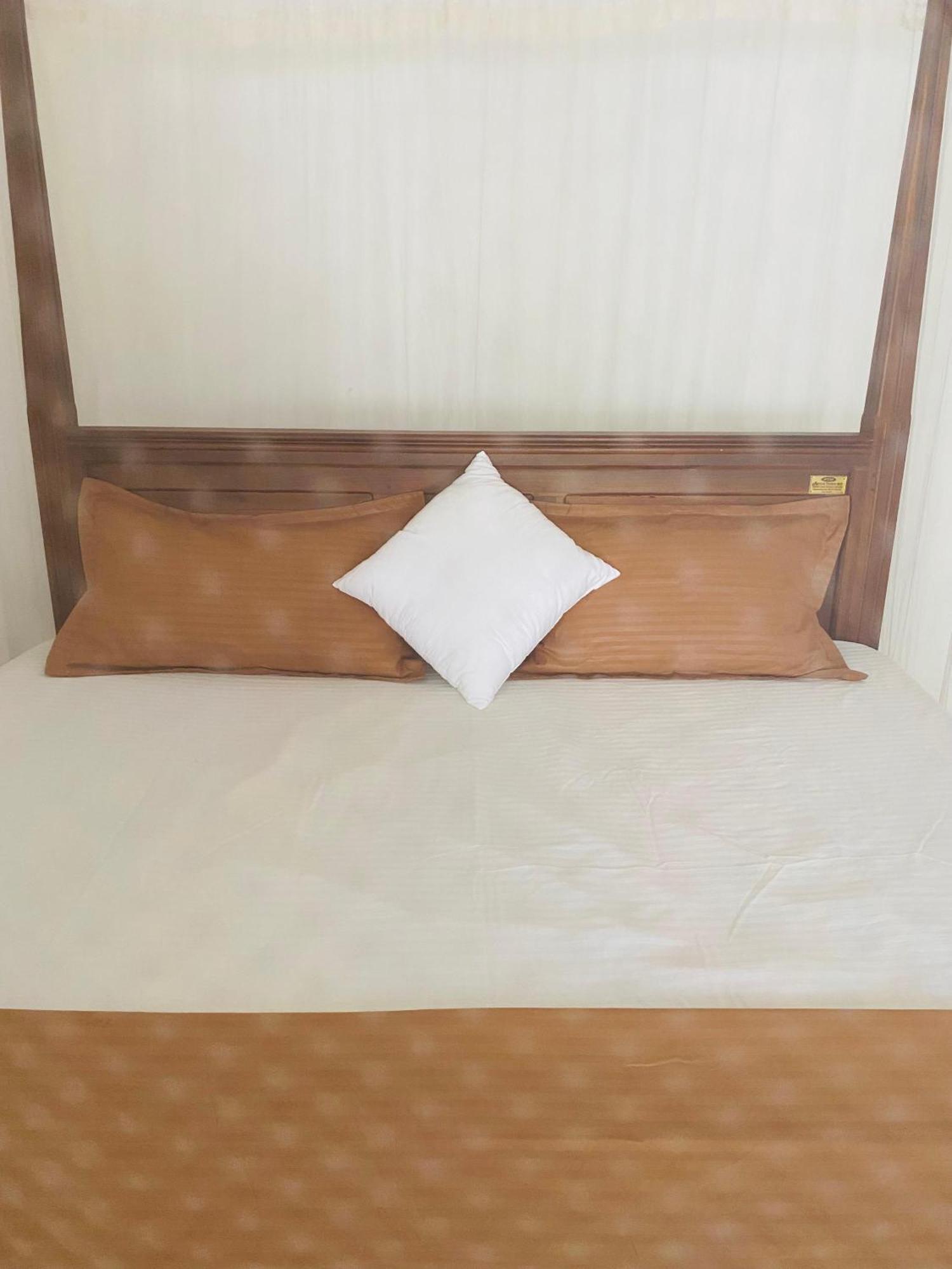 Sasmika Villa Surf And Yoga Hostel Weligama Εξωτερικό φωτογραφία